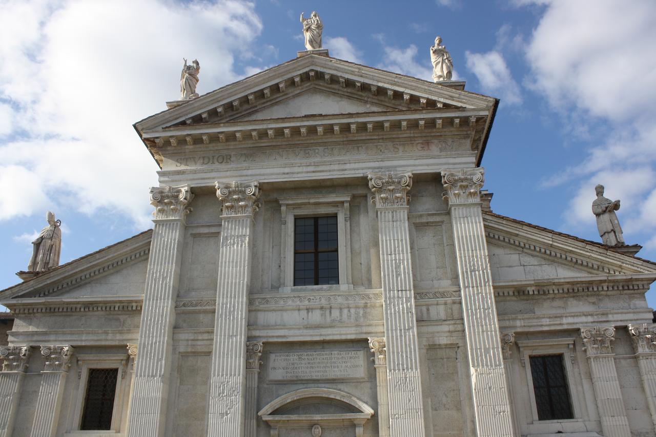 Il Cortegiano Hotel Urbino Kültér fotó