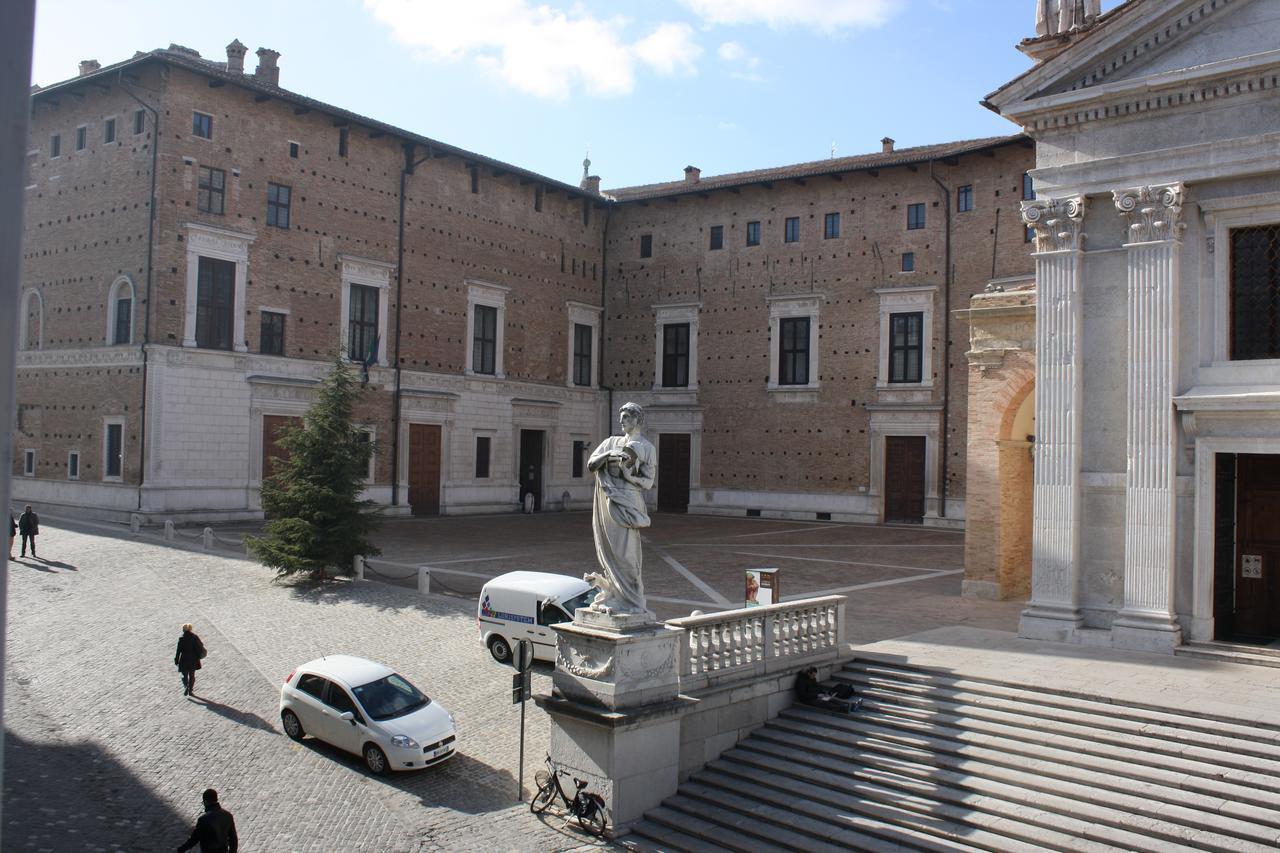 Il Cortegiano Hotel Urbino Kültér fotó